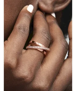 Alternative view of Crossover Pavé Triple Band Ring