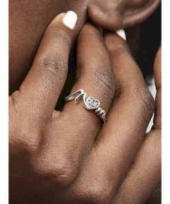 Alternative view of Mom Pavé Heart Ring