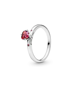 Sparkling Red Heart Ring