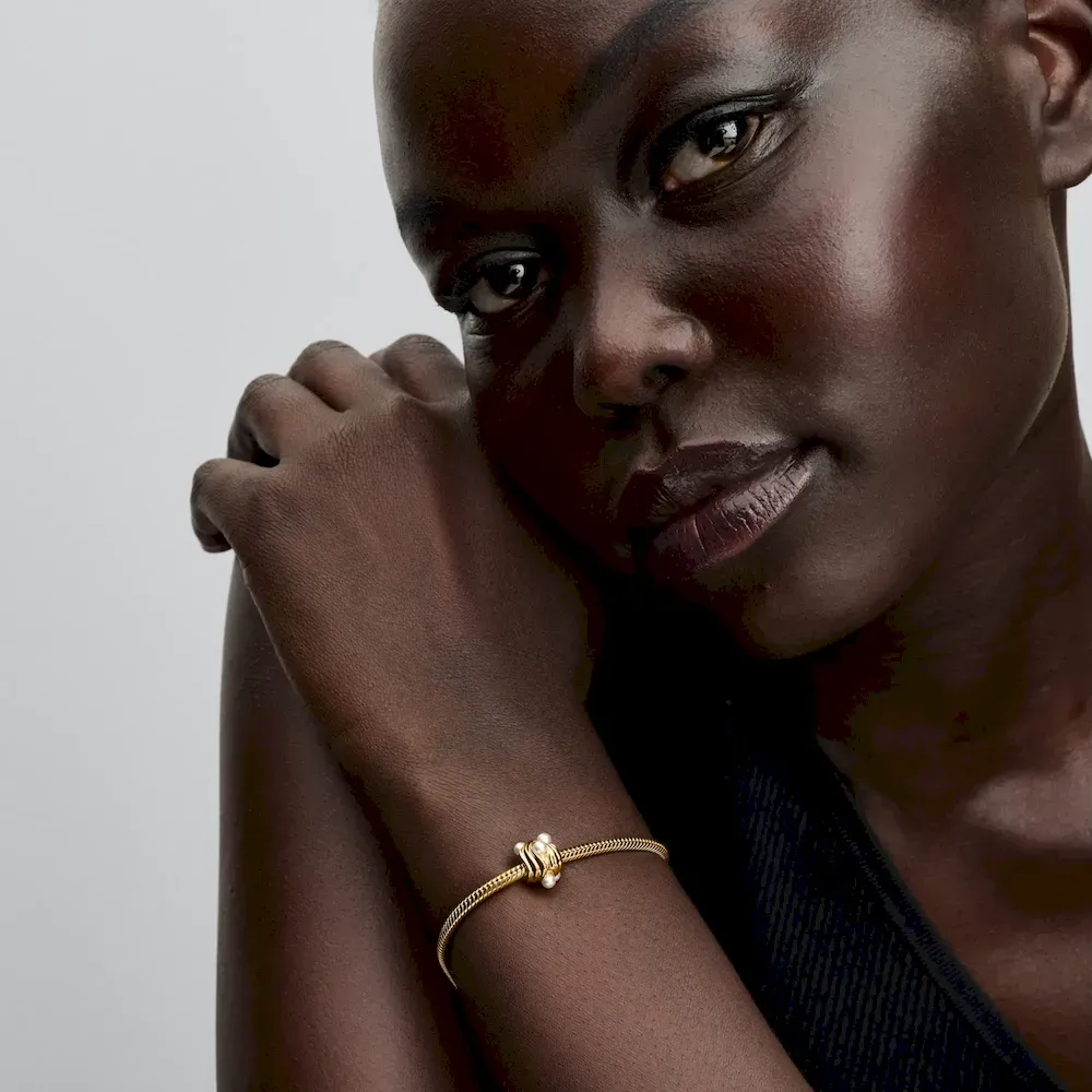 Abstract Waves Charm - Image 3