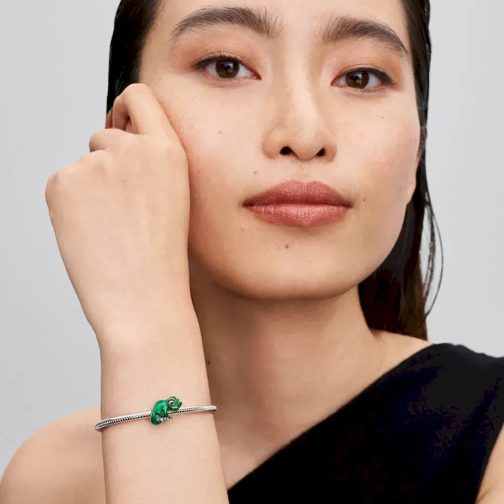 Disney Tangled Pascal Color-changing Charm - Image 4