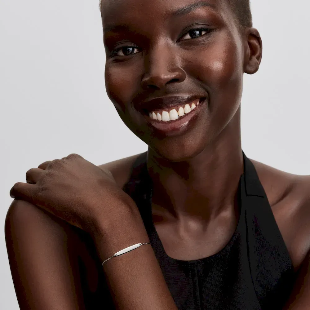 Engravable Bar Chain Bracelet - Image 3