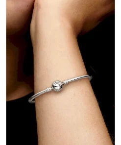 Alternative view of Moments Bangle