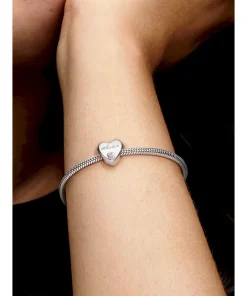 Alternative view of Sister Heart Charm