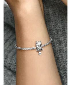 Alternative view of Kitten & Yarn Ball Charm