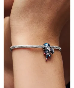 Alternative view of Marvel The Avengers Captain America Charm