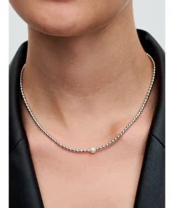 Alternative view of Treated Freshwater Cultured Pearl & Beads Collier Necklace