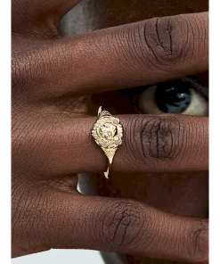 Alternative view of FINAL SALE - Game of Thrones Lannister Lion Ring