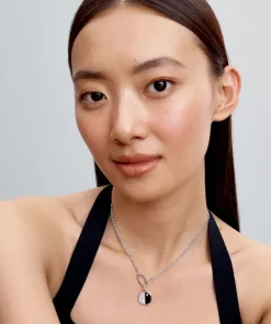 Alternative view of Yin & Yang Dangle Charm