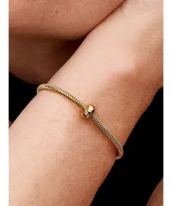 Alternative view of Round Clip Charm