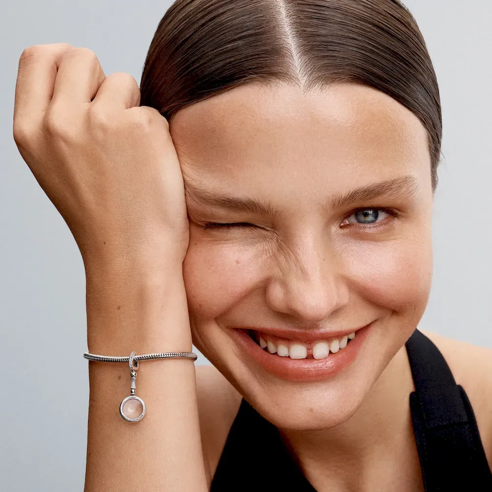 Magnifying Glass Dangle Charm - Image 4