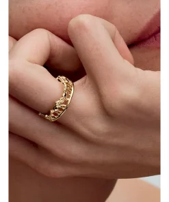 Alternative view of Disney The Lion King Ring