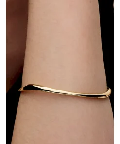 Alternative view of Organically Shaped Bangle