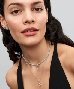 Infinity Knot Collier Necklace