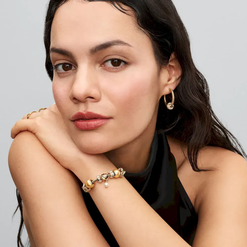 Infinity Knot Charm - Image 3