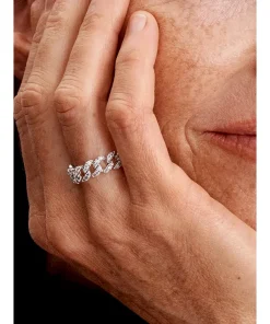 Alternative view of Pavé Cuban Chain Ring