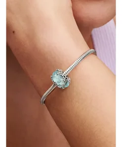 Alternative view of Winter Blue Snowflake Murano Charm