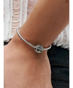 Alternative view of family tree charm