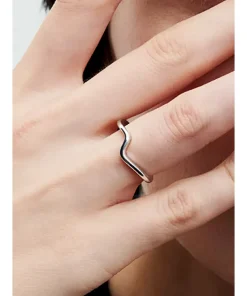 Alternative view of Polished Wave Ring